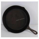 Cast iron skillet