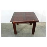 Table, 23 x 27 x 21, top not attached