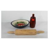 Kitchenwares, includes wooden rolling pin, bowl,
