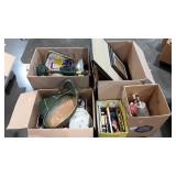 Skid lot: wall art, lamps, basket, plates, books,