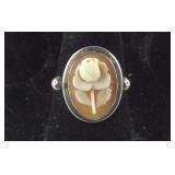 Sterling silver ring with coral cameo flower size