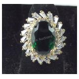 Size 6 simulated green and white diamond dulatone