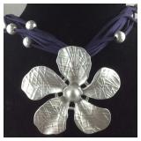 18-20in jasmine flower pendant necklace in