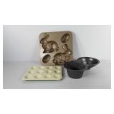 Bakeware, includes bunny cake mold, large muffin