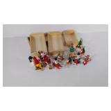 Wooden Christmas decorations and 4 Wooden trays
