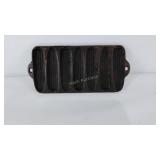 Cast iron cornbread pan
