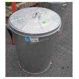 Dover 30 gallon galvanized trash can with lid