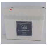 Bed sheet set, California King, appears never