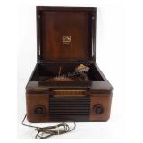 RCA Victor Victrola Am radio and record player,