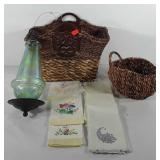 Home decor, Includes two baskets, six tea towels,
