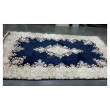 Area rug, 74 x 115