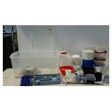 Group lot. Large tote with lid, plastic wares,