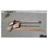 Group lot of shovels