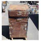 Metal toolbox on wheels, 38" tall no key is