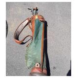 Golf bag with 9 golf clubs