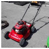Troy bilt 21" cut self propelled push mower does