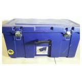 Sterilite Foot locker style tote with hinged lid