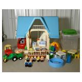 LITTLE TYKES dollhouse with lots of accessories,