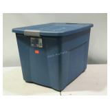 Sterilite tote with lid, 22 gallon