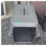 Medium size Poly pet carrier