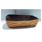 2000 Longaberger Holiday Bread basket with liner &