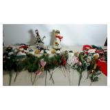 Holiday decor, snowmen garland, door hangers,