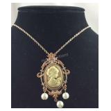 Champagne cameo Austrian crystal necklace 24in