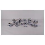 Blue Danube dish set.