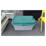 Rubbermaid Roughtote 28 gallon size