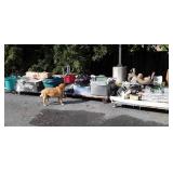 Skid Lot Group Of This and That, Housewares,