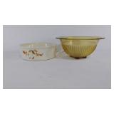 Depression glass bowl and round casserole dish