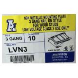 Mountain plates, two boxes with non metallic