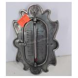 Metal thermostat, both Fahrenheit and Celsius