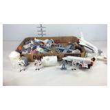 USA spacecrafts toys and astronauts/accessories