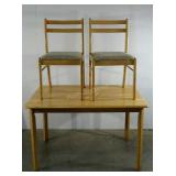 Dining table with two chairs, seller code LU