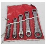 Tools, set of ratchet box wrenches