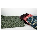 8 throw blankets, 4 green match and 4 assorted as