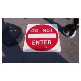 Road Sign, Do Not Enter, 30x30"