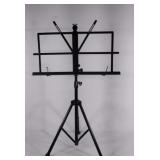 Music stand, adjustable, good condition 
Seller