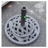 Outdoor Umbrella Stand, missing one tension knob