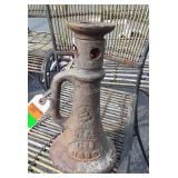Antique Screw type Bottle Jack, H&B Co. 1 1/4x2,