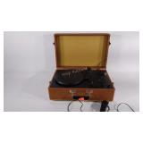 Crosley CR50BT Record player and radio,