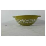 Pyrex 4 quart green bowl