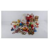 Miscellaneous Christmas group, ornaments and