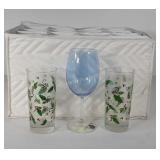 Glassware in padded storage cube, 11 holly
