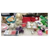 Holiday decor in tote, St Patrick