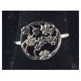 Size 8 Sterling silver diamond accent clover ring