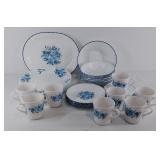 Set of Corelle dinnerware, platter, serving bowl,