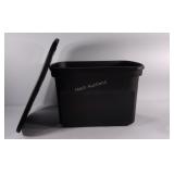 Empty tote with lid, good condition