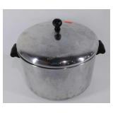 Farberware aluminum stock pot with lid
